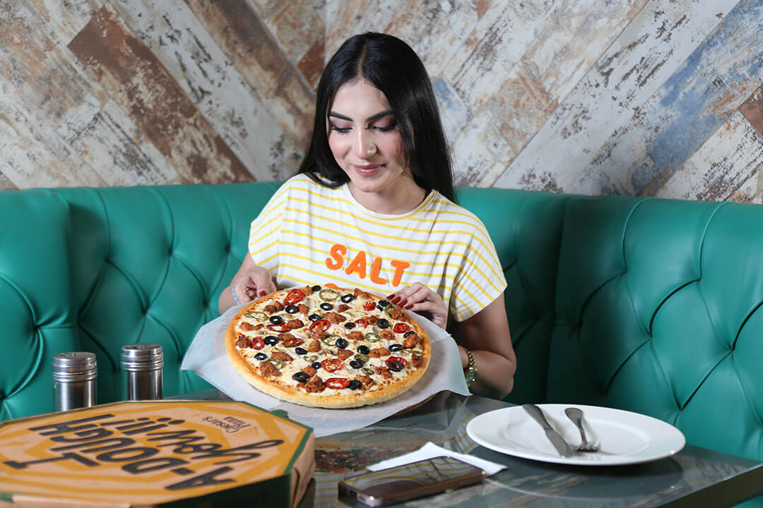 Best Budget Pizza Deals in Karachi